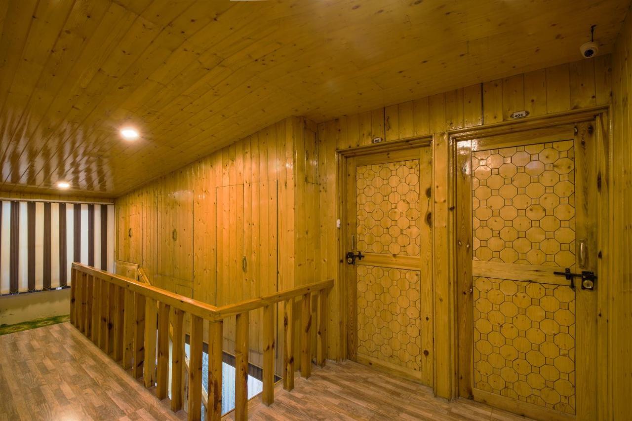 Oyo 5472 Bombay Palace Pahalgam Luaran gambar